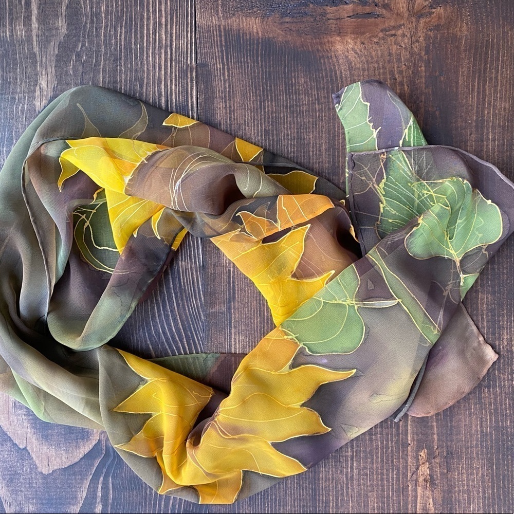 Vintage sunflowers handpainted silk chiffon scarf - Picture 3 of 8
